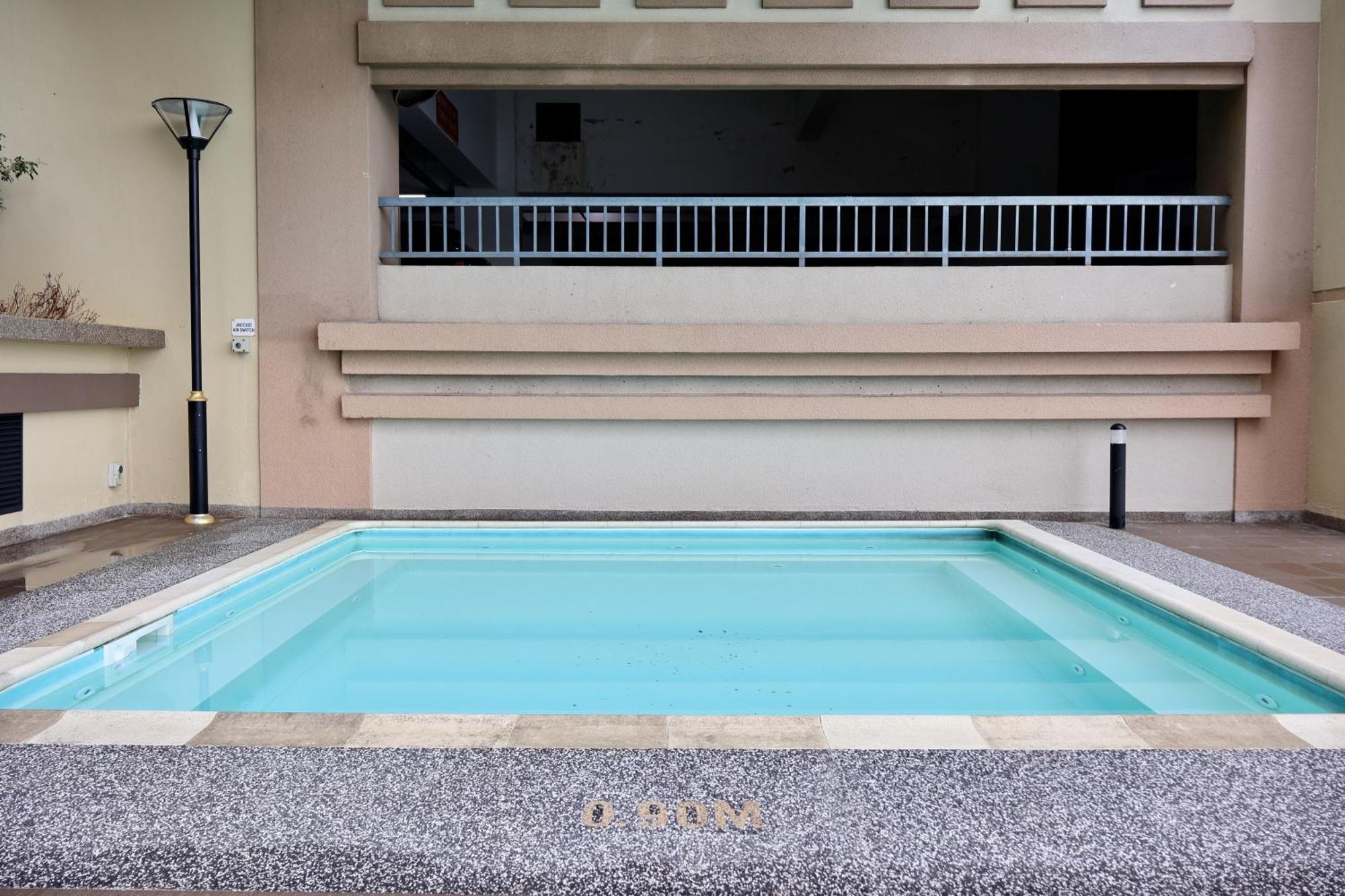 Kuching City Centre Smart Home Luxury Resort Condo エクステリア 写真